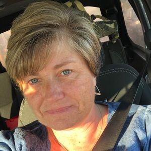 Meet your Posher, Wendy